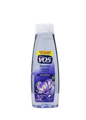 V05 Blooming Freesia Shampoo - 443ml
